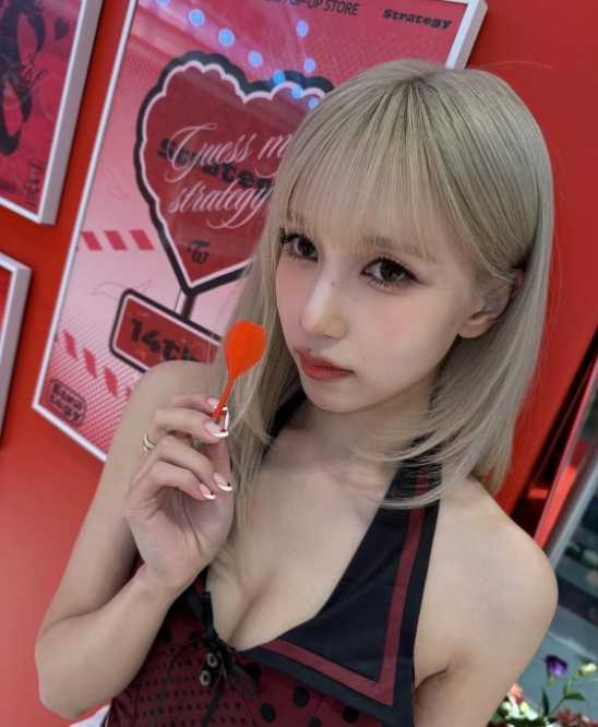 Instagram:ミナ(@mina_sr_my)より