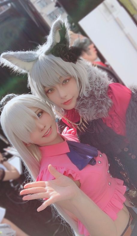 ※画像はえなこのツイッターアカウント『@enako_cos』より