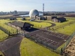 セールスポイントは巨大ゴルフボール！？　元ＮＡＴＯ軍事基地が売りに出される