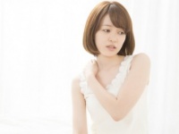 ムダ毛の“チラ見え”はNG！　薄着の季節に気をつけてほしい「女性の身だしなみ」3選