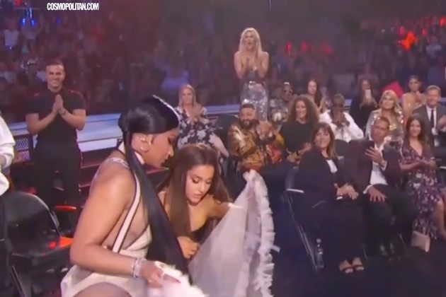 アリアナ・グランデ、VMAで親友ニッキー・ミナージュにした気の利いた行動に感心の声