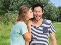 「ずっとそばにいたい！」男性が居心地よく感じる女性の特徴4つ