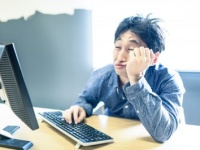 ○○が下手！　「仕事ができない男性」の特徴4つ