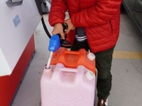 いつも夫がやってくれていたので...（画像はphotoAC）