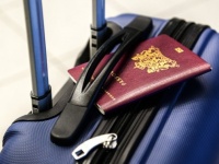 空港でスマホやPCのパスワードを聞かれたら拒否できない。ニュージーランドで旅行者に対する新法が制定される。