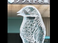 これが完成したアマビエ氷像（画像はクラモト氷業のインスタグラム
