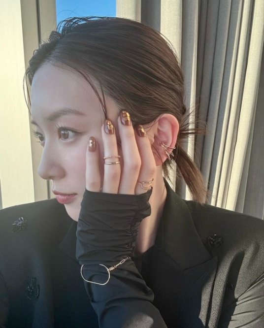 Instagram:永野芽郁(@mei_nagano0924official)より