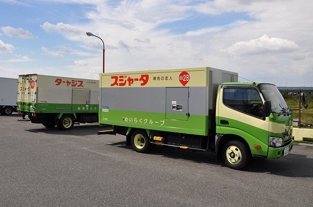 新旧が並ぶ貴重な写真