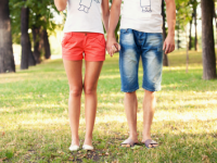 8割以上の女子が処理して〇〇！　夏に目立つ彼のすね毛「処理してほしい」or「ほしくない」？