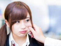 プニプニッ♪　男性が思わず触りたくなる女子のパーツ・4選