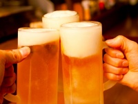 電車がそのまま居酒屋に（画像はイメージ）