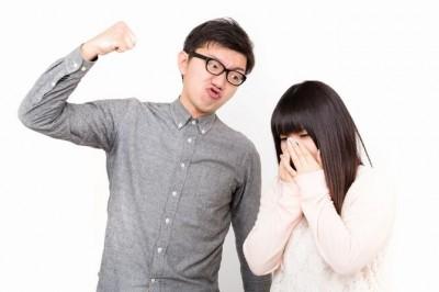 ダメンズばかり好きに……　「男を見る目がない」女性は、○％