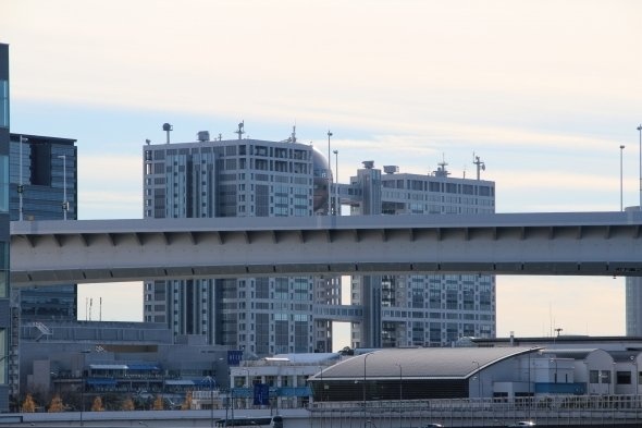 はるかにフジテレビを望む