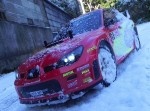 雪上ドリフト！　ラジコンとは思えないカッコよさ