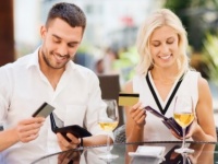 嫌な気持ちにならない「デートでの割り勘」6つ