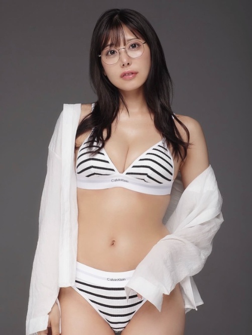 Instagram:篠原冴美(@shinohara_saemi)より