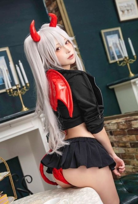 X：篠崎こころ(@kokoro777pp)より