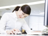 コラーーーッ!!　男性が「行儀が悪い！」と思う女性の言動6つ！