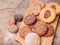 お土産選びはこれでバッチリ！　帰省土産でもらいたいお菓子ランキング