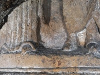 地下に埋もれていた2000年前の古代ギリシャ時代の埋葬室を発見。宇宙線技術を使用