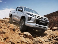 三菱・トライトン（L200）がマイナーチェンジでスタイリッシュに大変身！ハイラックスはじめ海外でしのぎを削る国産ピックアップトラックは？