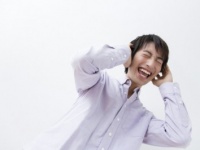 元カノ？　親友？　男性が結婚の先を越されて「ショックな相手」とは？