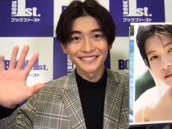 高橋文哉