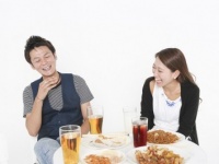 男子の本音！　合コンで連絡先を聞きたいと思った女子の特徴4つ