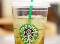 アメリカである男性がスターバックス相手に「ドリンクの氷が多過ぎる」と裁判を起こす！