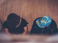 「この状況に弱いです」タイプじゃなくても、男子が恋に落ちやすい場面・6選