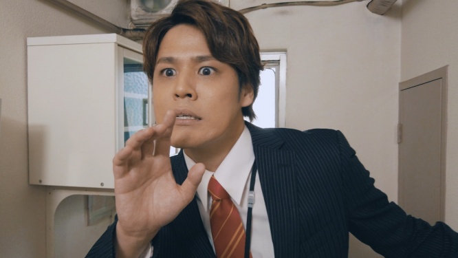 (c)日清焼そばU.F.O.