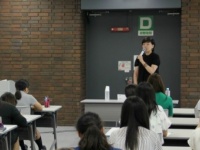 「結婚・出産＝退職」じゃない！　安倍昭恵夫人が将来の働く女性たちに熱いエール