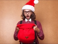 迷ったらコレ！　男子に聞いた「彼女からもらって、うれしかったクリスマスプレゼント」4選！