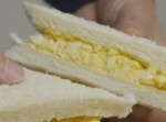 【裏技】手を汚さずに玉子サンドを作る方法