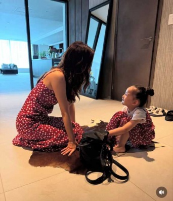 Instagram:板野友美(@tomo.i_0703)より