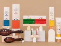 john masters organicsとハローキティが初コラボ！　リップカーム、ヘアブラシの限定品を発売