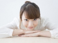 男性に聞いた！　「ひとまわり年上」の女性は恋愛対象になる？　ならない？