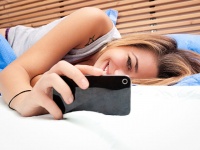 え～2chや画像加工ばっか！？男性がドン引く「残念アプリ」5つ