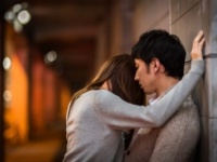 「俺の家に来たがってるな……」と男性が女性に感じる瞬間・5選