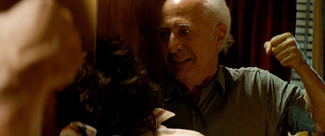 【爆裂お父さん】驚愕の実録犯罪映画『エル・クラン』から犯罪一家の父がブチ切れる衝撃映像解禁