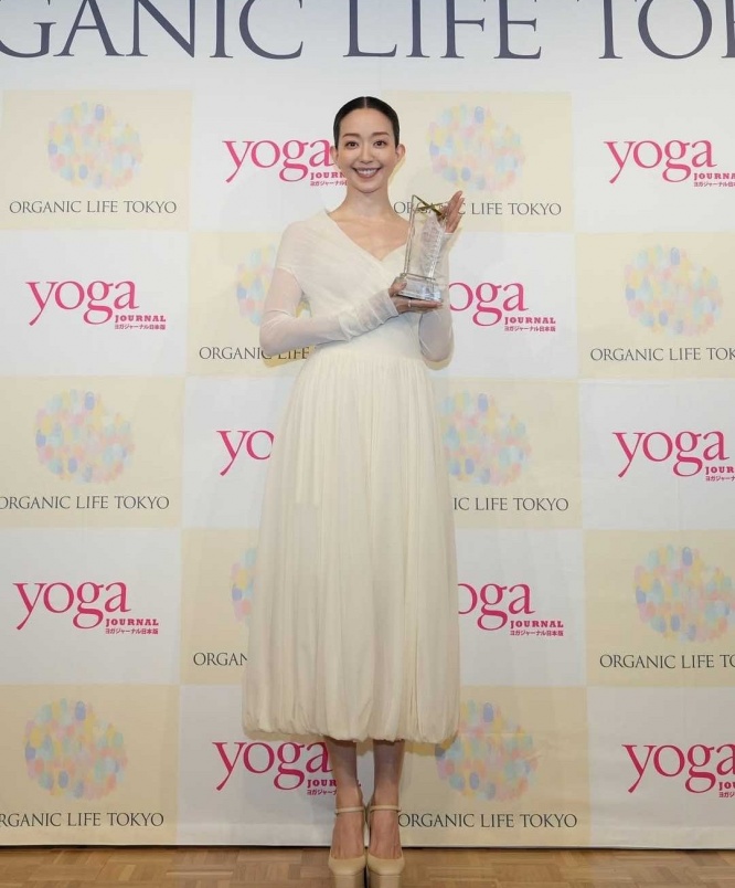 Instagram:松島花(@hana_matsushima_official)より