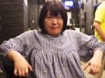 ぽっちゃり女芸人が遊園地で子供を恐怖に陥れた！