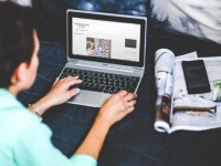 あーもう。「仕事が遅い人」の特徴4つ