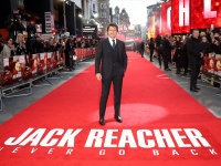 トム・クルーズ最新作『ジャック・リーチャー NEVER GO BACK』ロンドンプレミアが豪華開催！　日本のファンにメッセージも