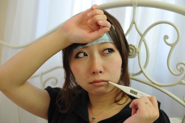 臨床内科専門医が教える。プールデートで注意!? 大学でも出席停止になる「プール熱」とは