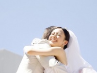女性が考える「自分の結婚年齢」ランキング、第2位「28歳」、第1位は？