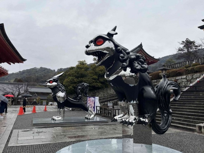 ヤノベケンジ≪KOMAINU ―Guardian Beasts―≫（2019）（ｃ）2019 Kenji Yanobe