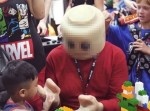 もはやホラー！　レゴのコスプレ姿がリアル過ぎてトラウマ不可避