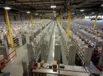 オンライン通販の裏側…　物流センターの過酷な労働状況とは？
