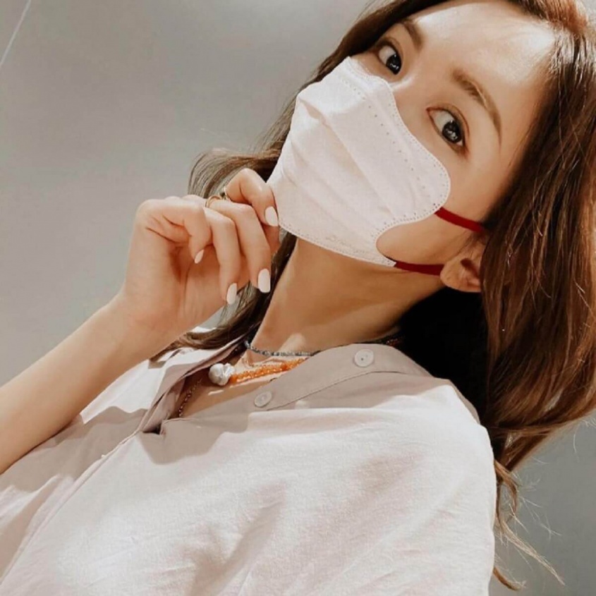 インスタグラム：紗栄子(@saekoofficial)より